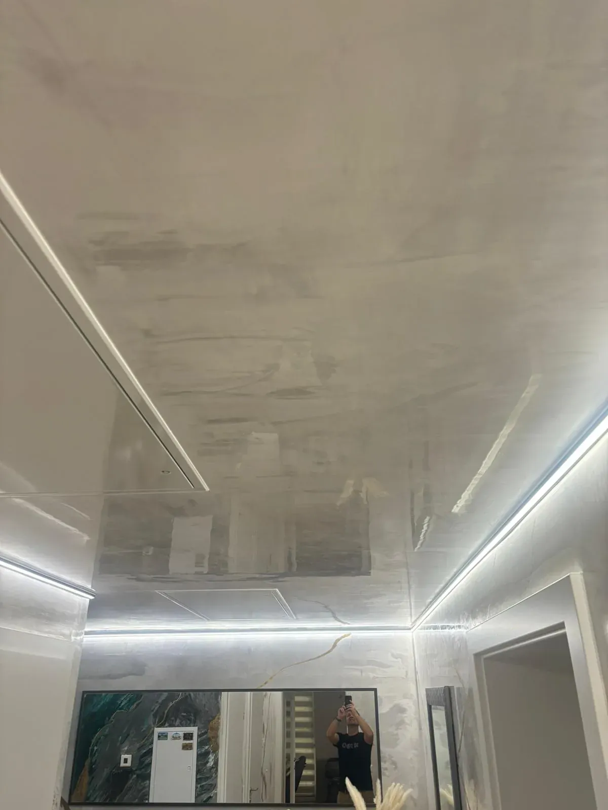 Polierte Hochglanz-Decke in Spachteltechnik, Wörthersee